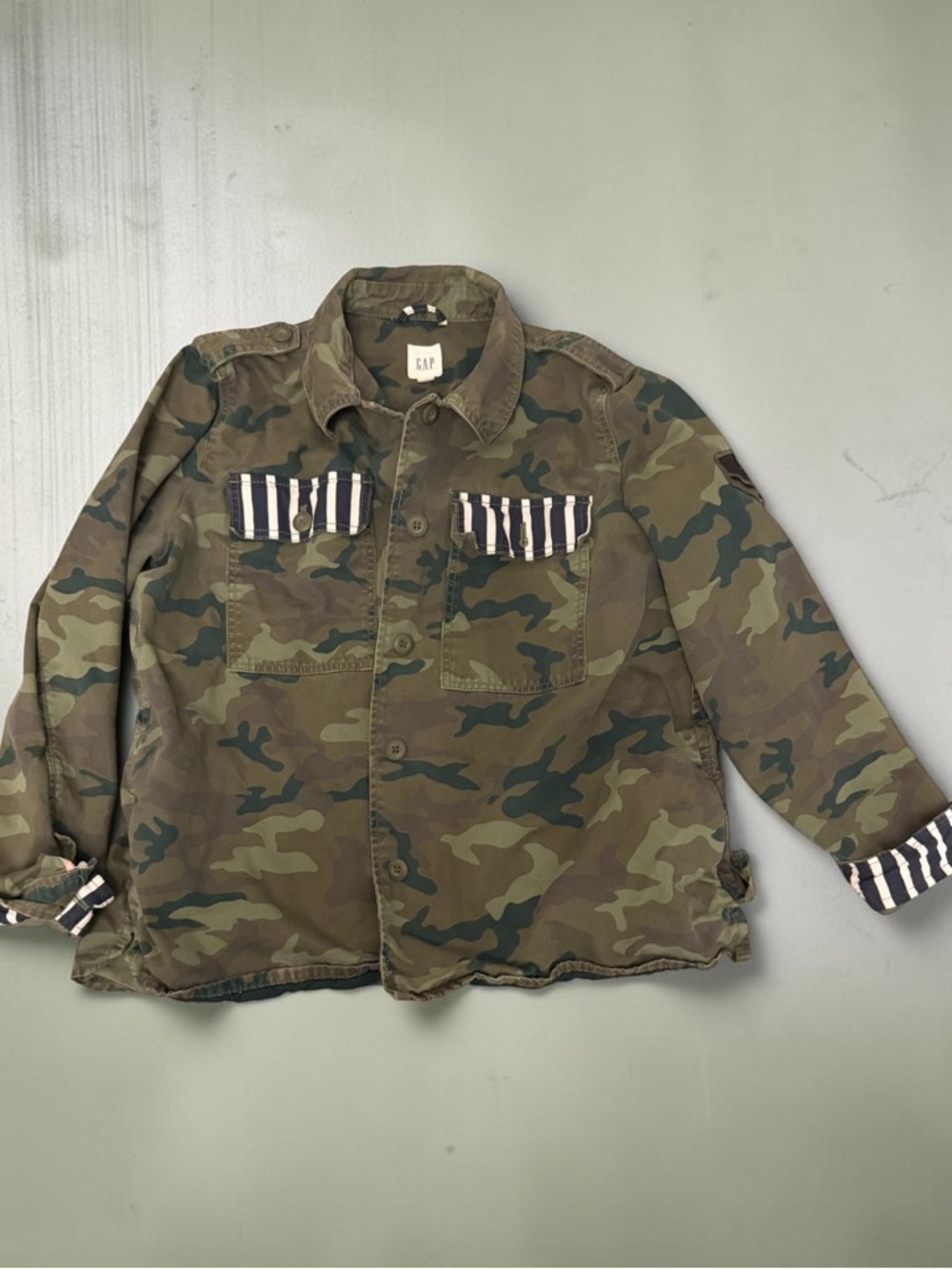 GAP Olive Green Camo Shirt with Navy Stripe Detail